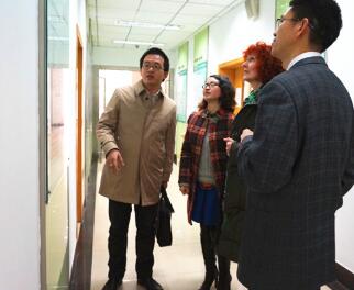 陪同口译翻译图片 陪同口译翻译图片